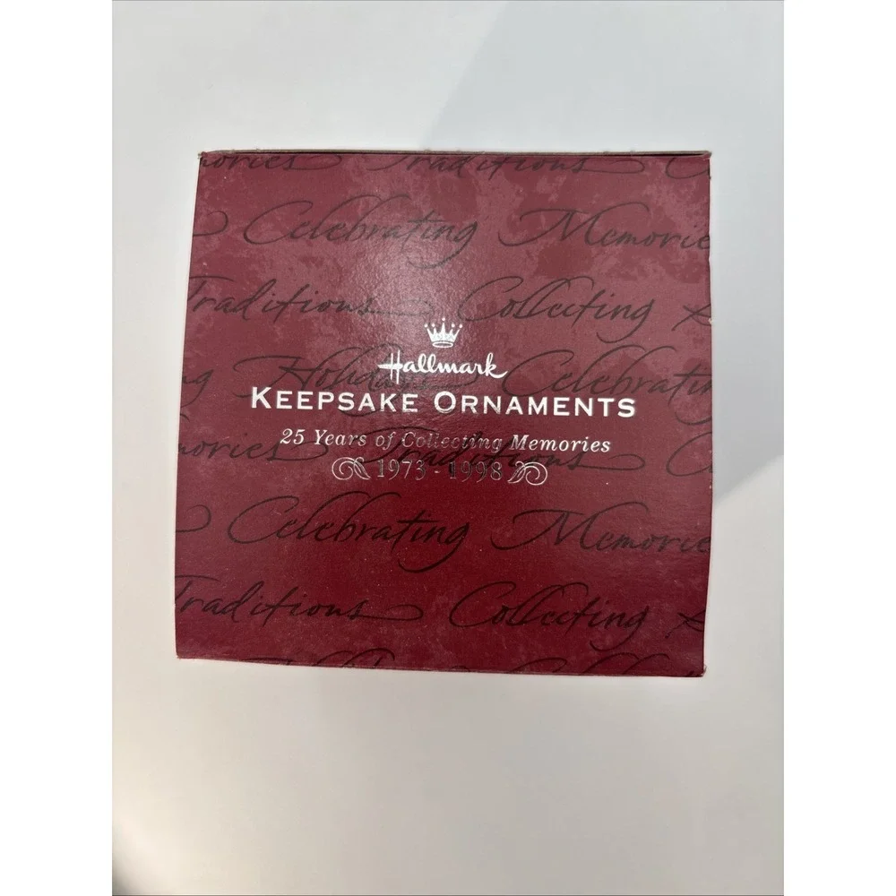 Vintage 1998 Hallmark‎ Keepsake Ball Ornament Memories Of Christmas NIB